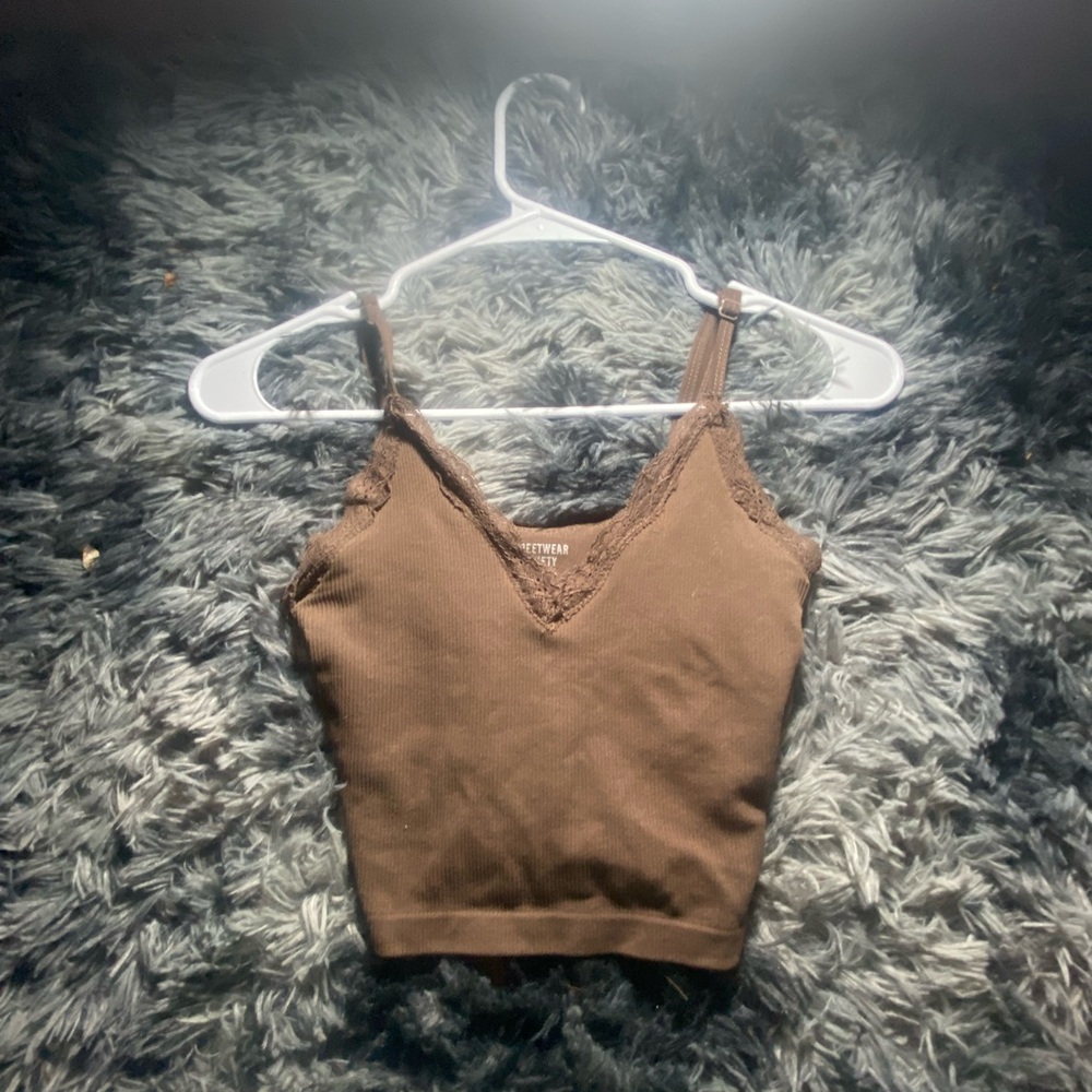 Streetwear Society Lace Trim Crop